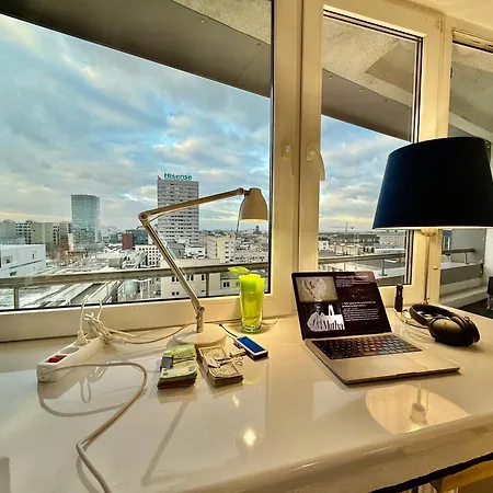 Sawa 7 Wifi8gbs 85'tv 4k Netflix Apartment