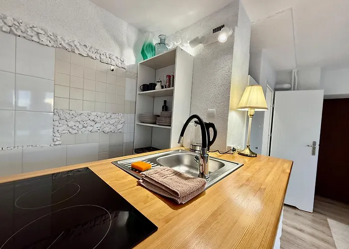 Sawa 7 Wifi8gbs 85'tv 4k Netflix