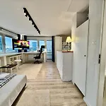 Apartment Sawa 7 Wifi8gbs 85'tv 4k Netflix Warsaw
